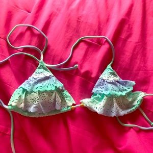 NWOT VS Bikini Top
